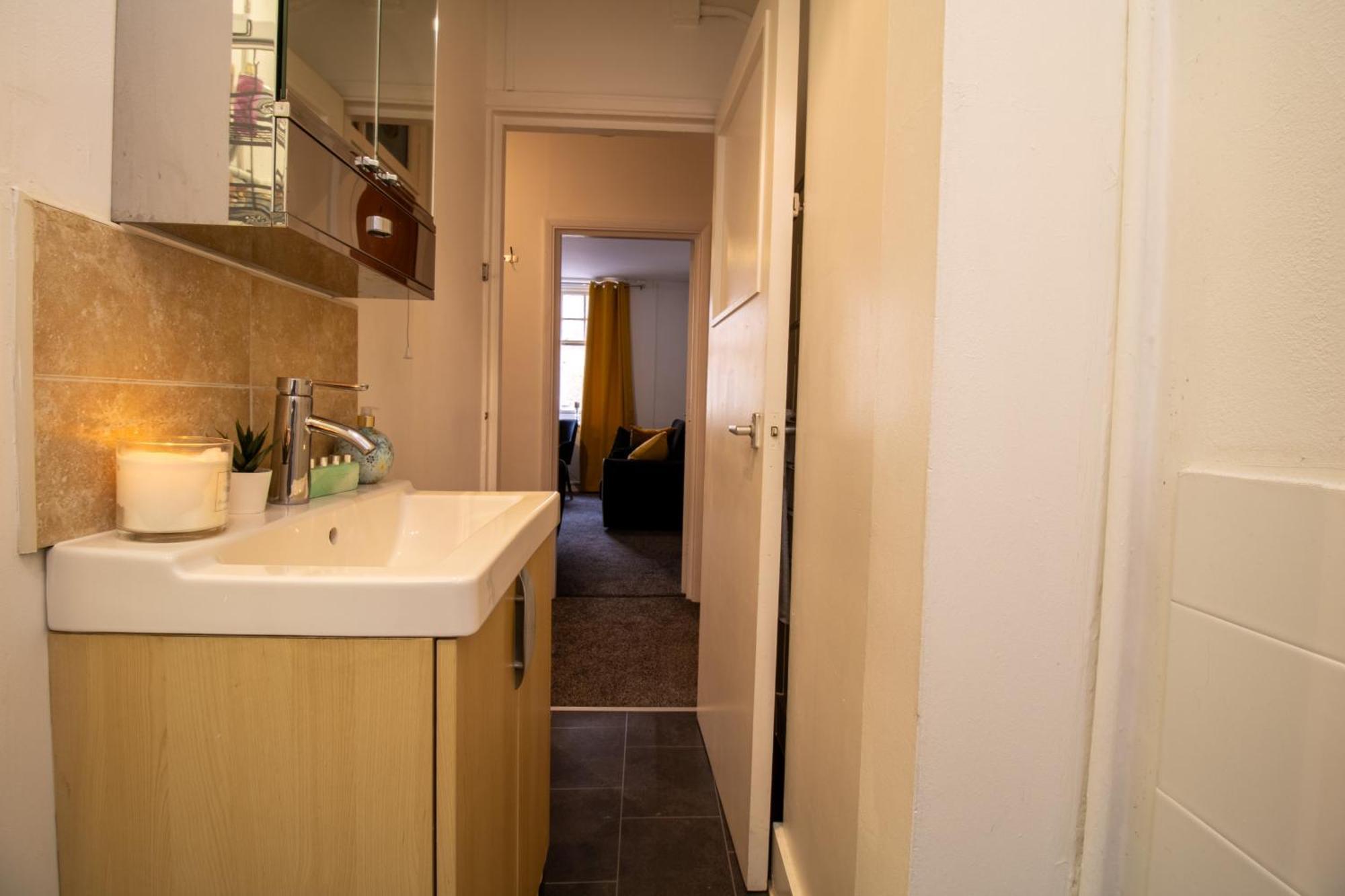 Chic Urban Retreat 1 Bedroom Gem In Covent Garden London Eksteriør billede
