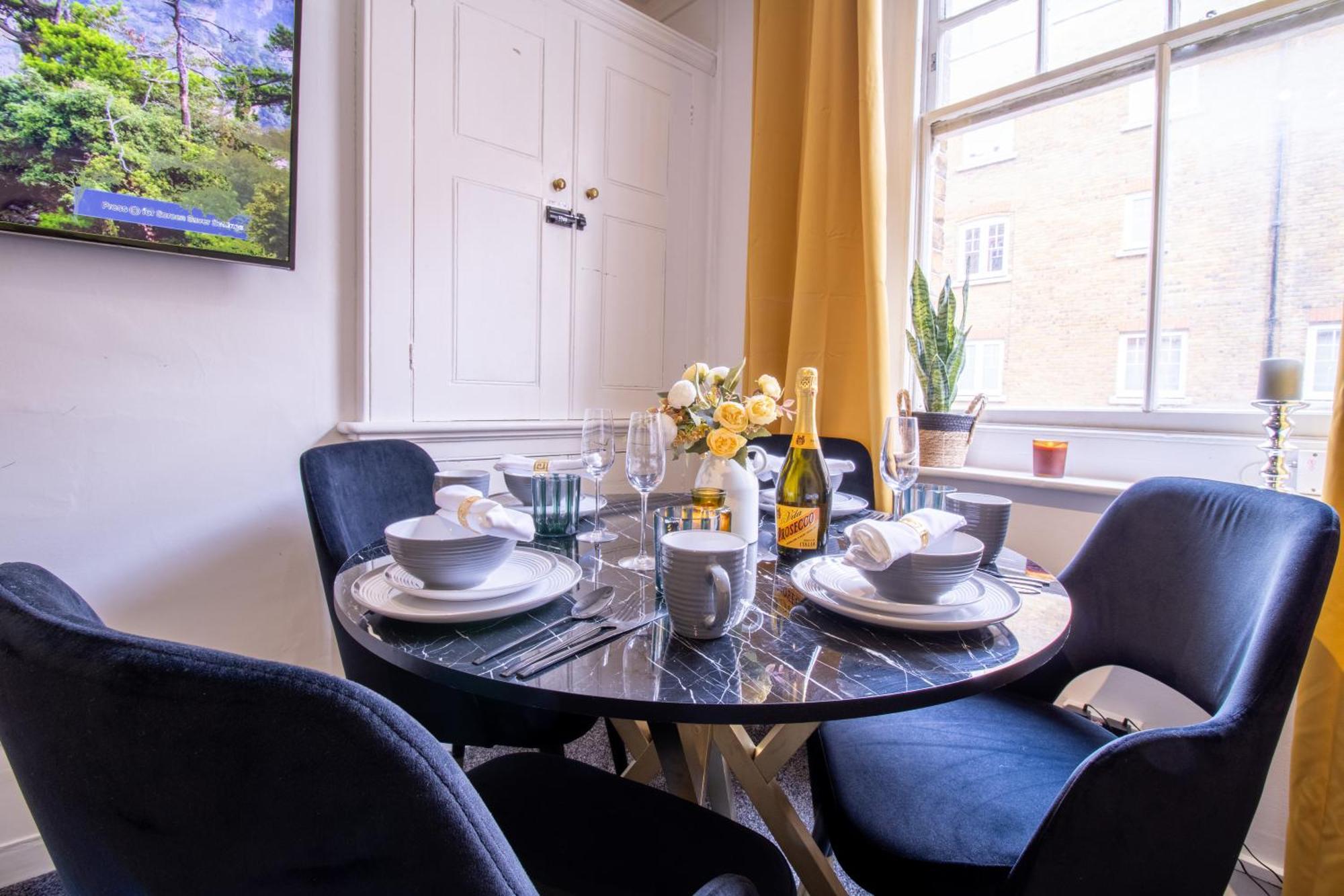 Chic Urban Retreat 1 Bedroom Gem In Covent Garden London Eksteriør billede